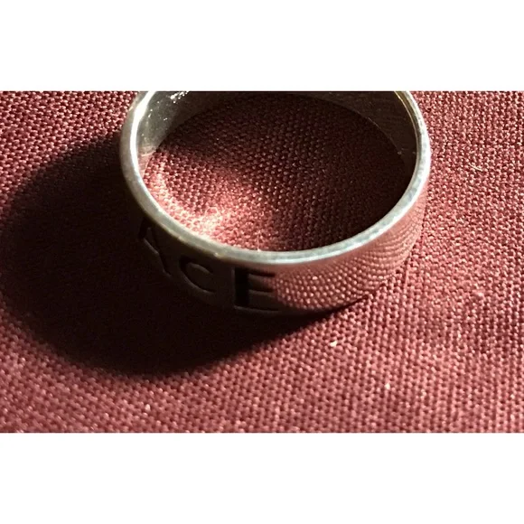 Sterling Silver Peace Band Ring Size 8 - Picture 15 of 16